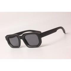 MATT BLACK