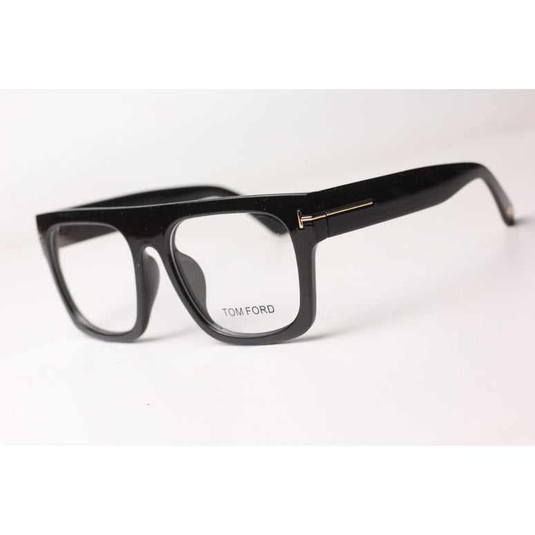 Understanding the Differences Between Eyeglasses, Frames, Glasses, and